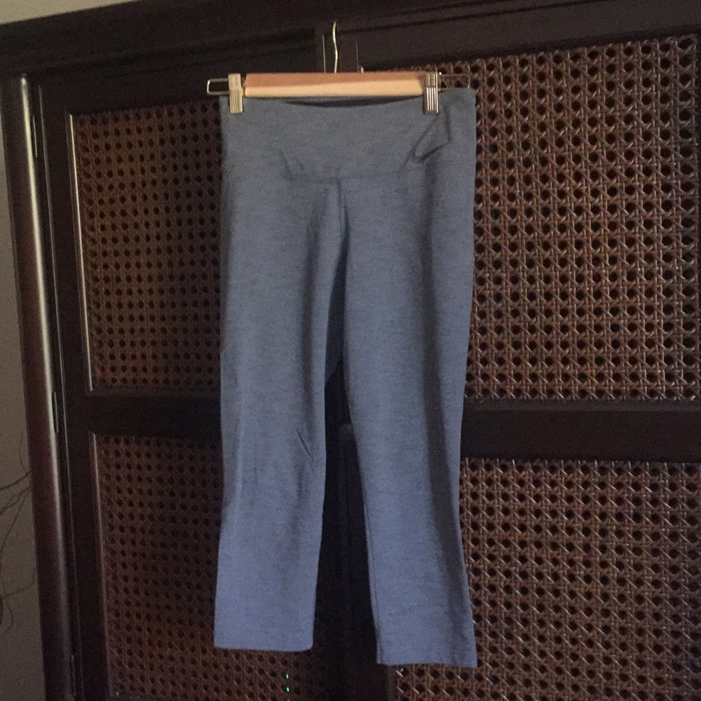 Nike Dri-Fit Yoga 3/4 Leggings Small